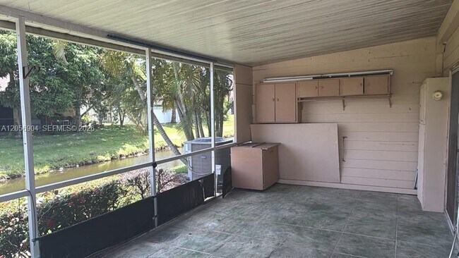 Foto del edificio - 11858 Brier Patch Ct