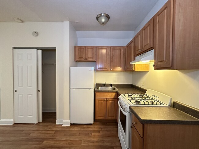 Foto del edificio - 1742 N Humboldt Blvd