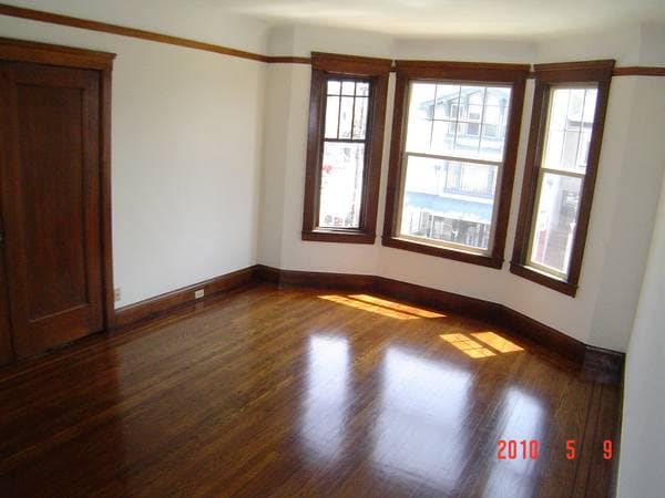 Building Photo - 1295 15th Ave