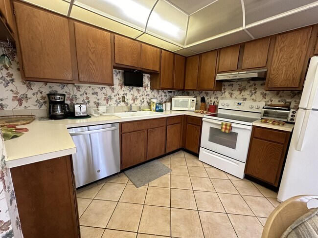 Foto del edificio - 1647 Brookhouse Ct