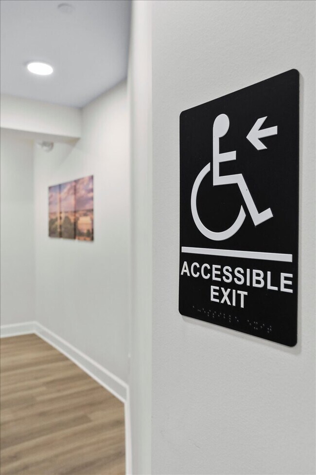 Foto del edificio - 34 W Franklin St