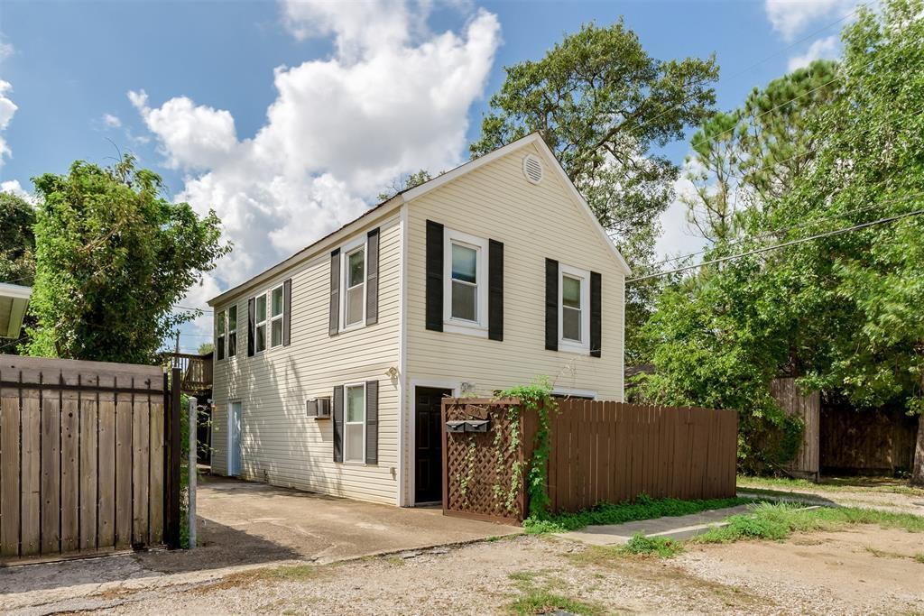 Foto principal - 210 W 13th St