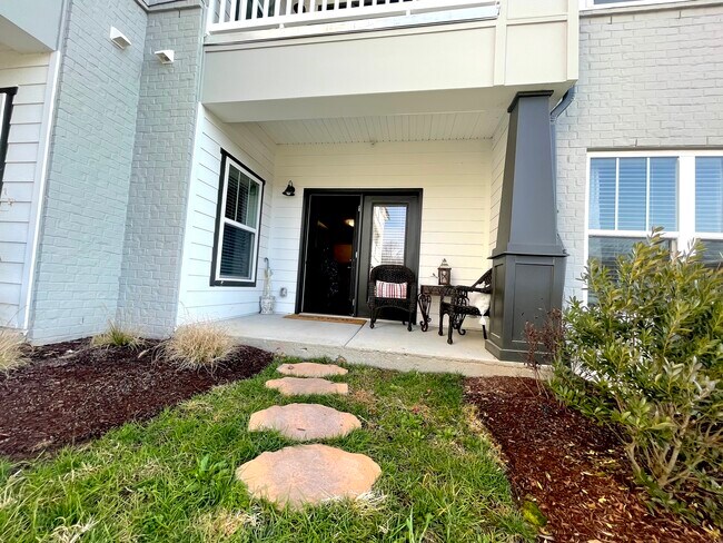 Foto del edificio - 934 Governors Ct