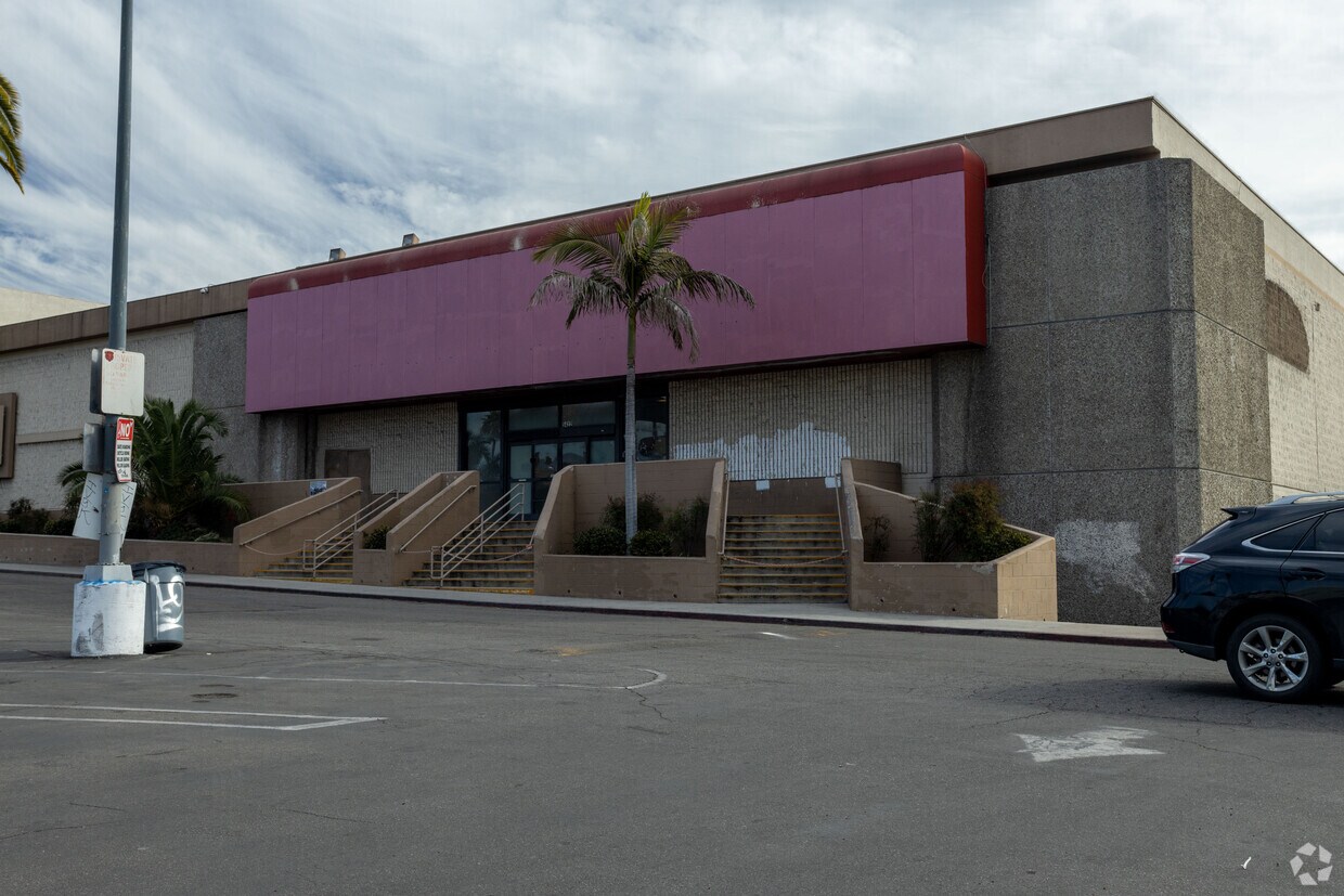 ENE 2022 - 5420 Sunset