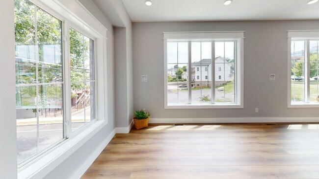 Foto del edificio - 5BR/5BA Fort Sanders Townhome | Off-Campus...
