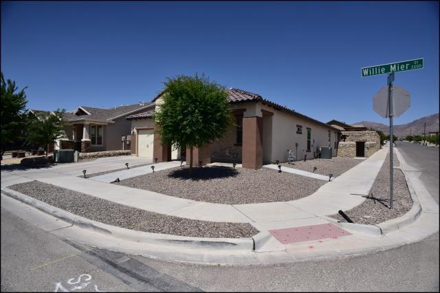 Primary Photo - 4 bedroom in El Paso TX 79911