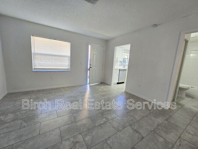 Building Photo - 5342 Cotee River Drive
