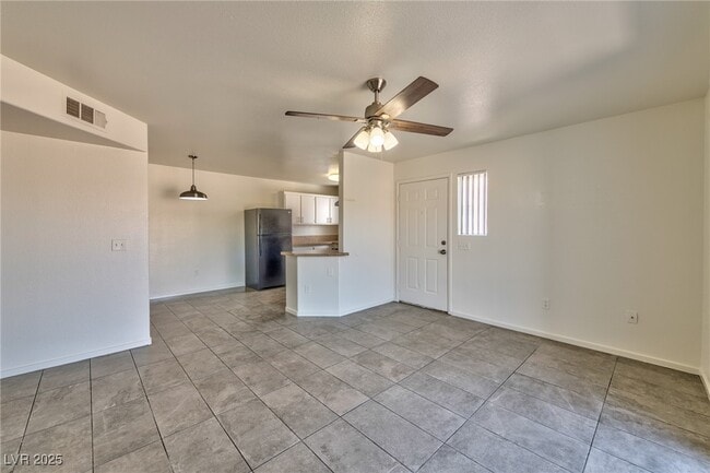 Building Photo - 3957 Rebecca Raiter Ave