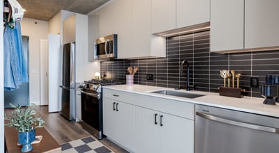 Building Photo - 1125 W Carroll Ave