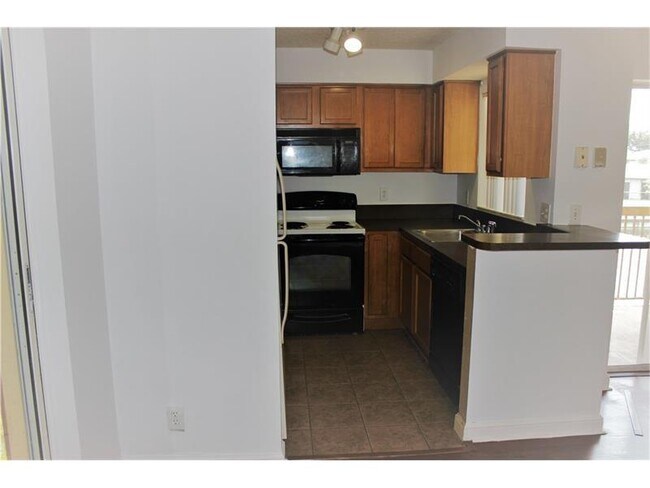 Foto del edificio - 7610 Westwood Dr