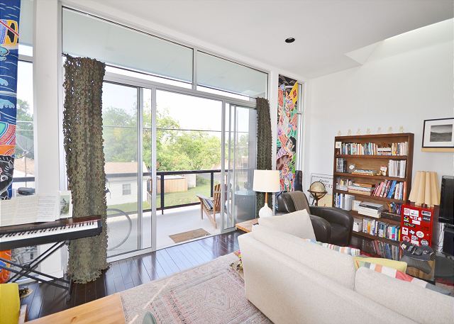 Living Room & Balcony - 508 E 53rd St