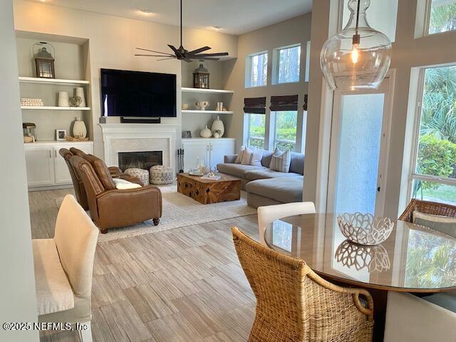 Foto del edificio - 341 S Mill View Way