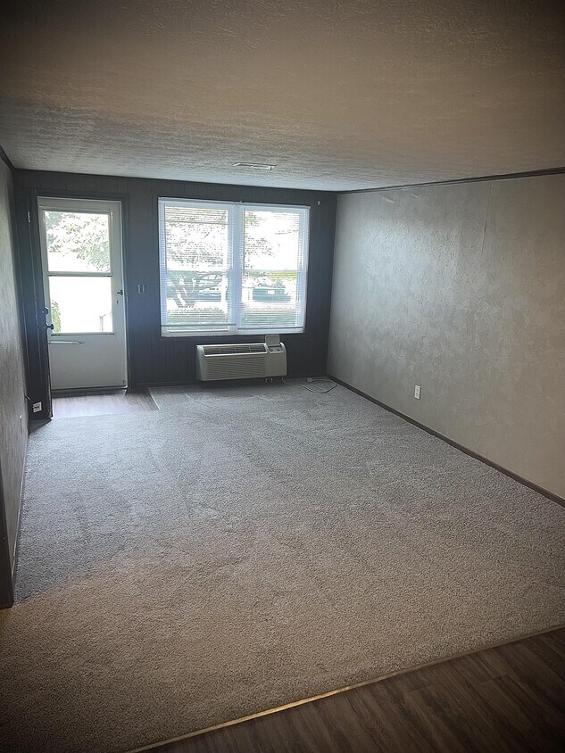 Foto principal - 1141 Farm Hurst Ct