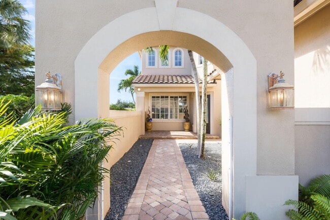 Building Photo - 11788 Knightsbridge Pl