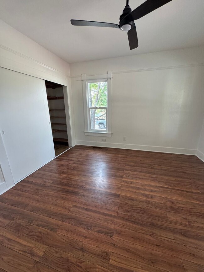Building Photo - Cozy Eastgate Home