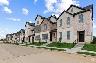 Building Photo - 3421 Sanjeev Dr