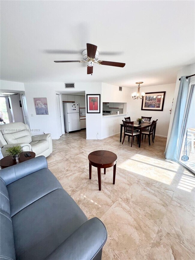 Foto del edificio - 300 SW 130th Terrace