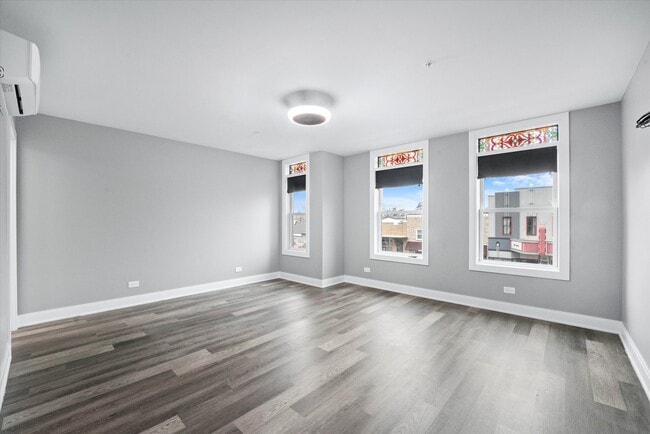 Foto del edificio - 1016 S State St