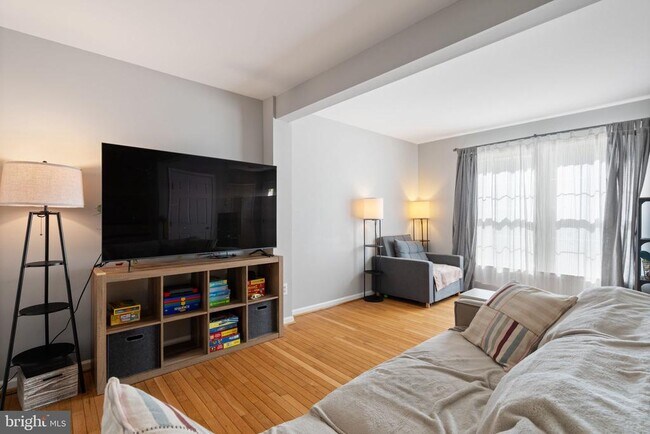 Foto del edificio - 5964 Edgehill Ct