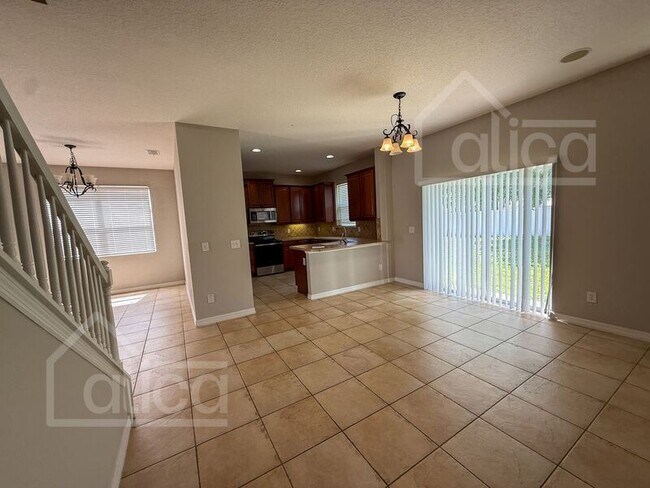 Foto del edificio - 109 Whispering Pines Way