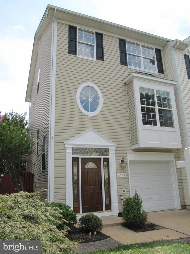 Primary Photo - 9223 Acer Ln