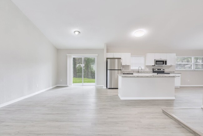 Building Photo - 4537 Flintlock Dr