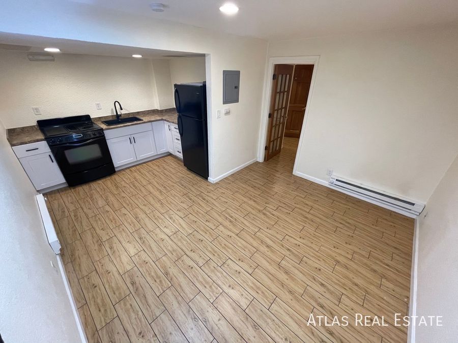 Foto principal - 1 bed, 1 bath in Ruby Hill! Blocks from Ru...