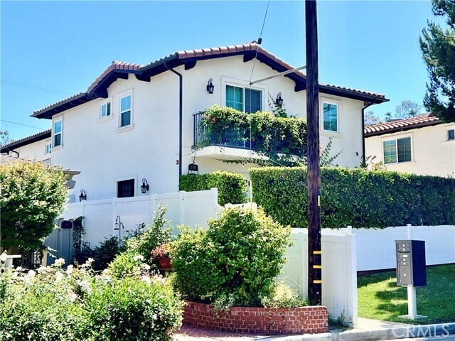 Foto del edificio - 3918 W 242nd St