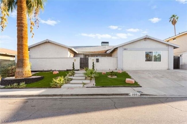 Building Photo - 3921 Avonwood Ave