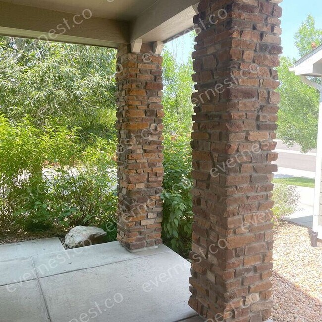 Foto del edificio - 613 Westcliff Dr