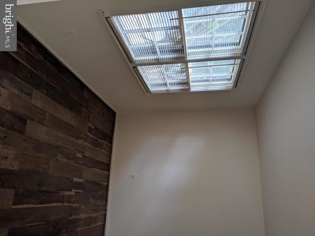 Foto del edificio - 7760 Matisse Way