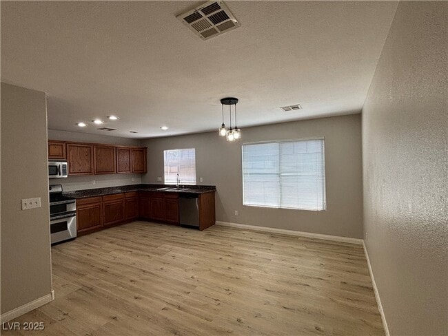 Building Photo - 2764 Red Vista Ct
