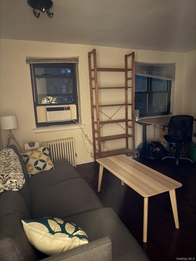 Foto del edificio - 144-46 77th Ave