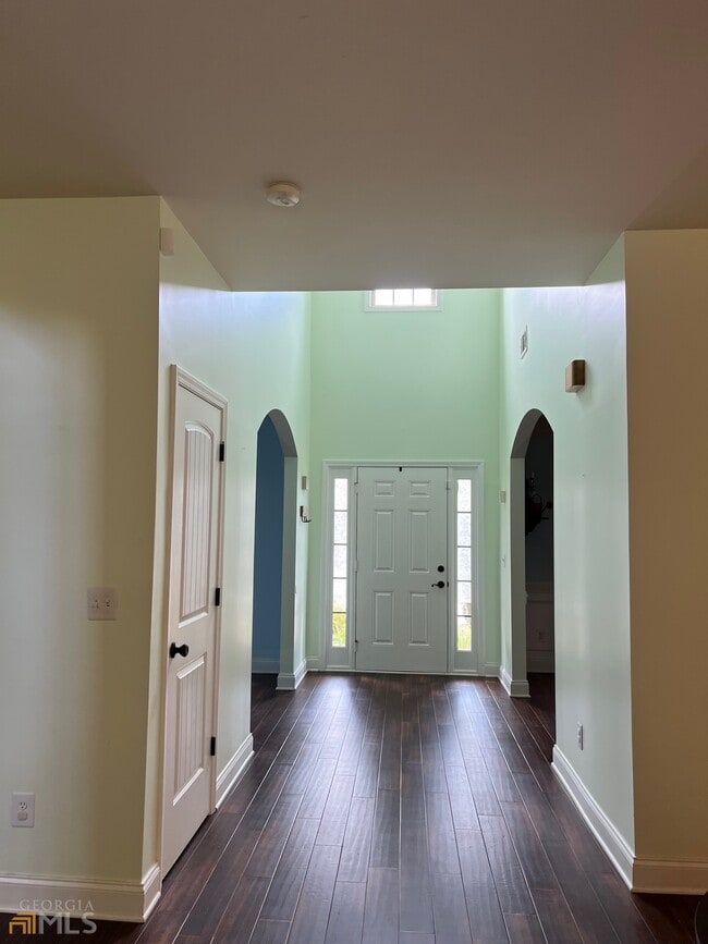 Building Photo - 1361 Primrose Park Rd