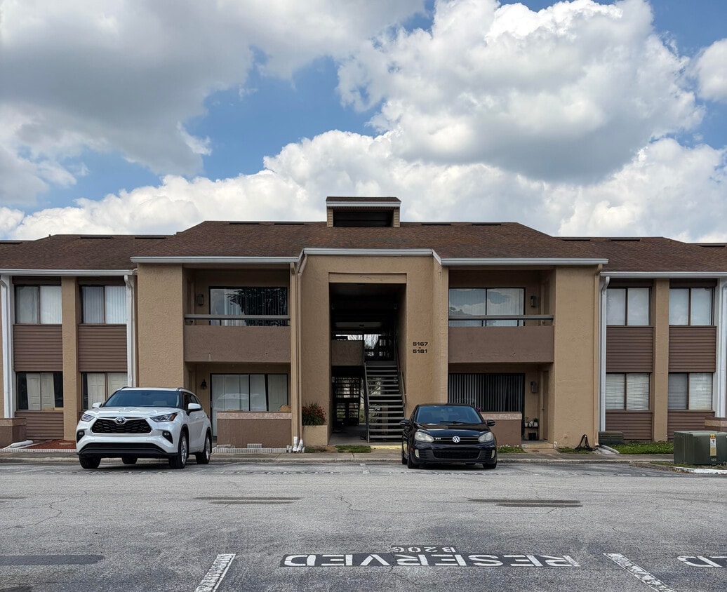 Tamrind Condominium - Tamrind Condominium