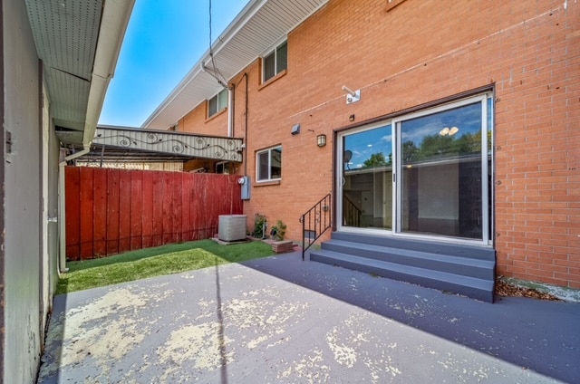 Building Photo - 3806 S Yosemite St