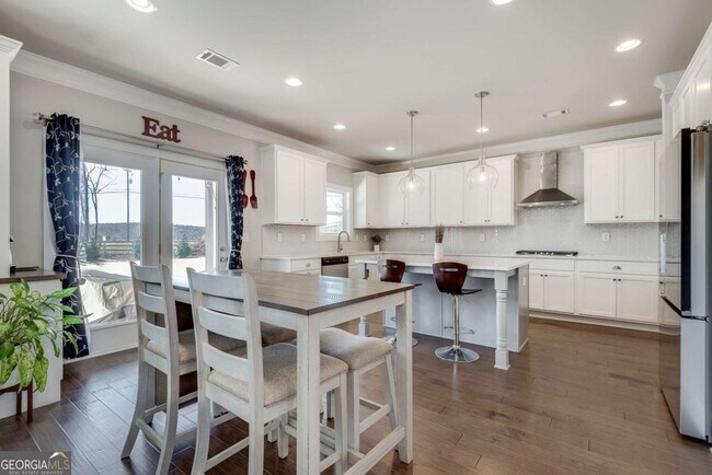 Foto del edificio - 7540 Carson Ct