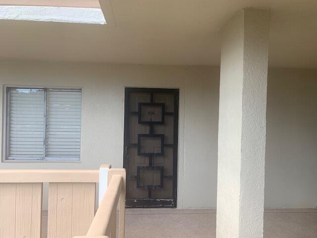 Building Photo - 6585 Kensington Ln