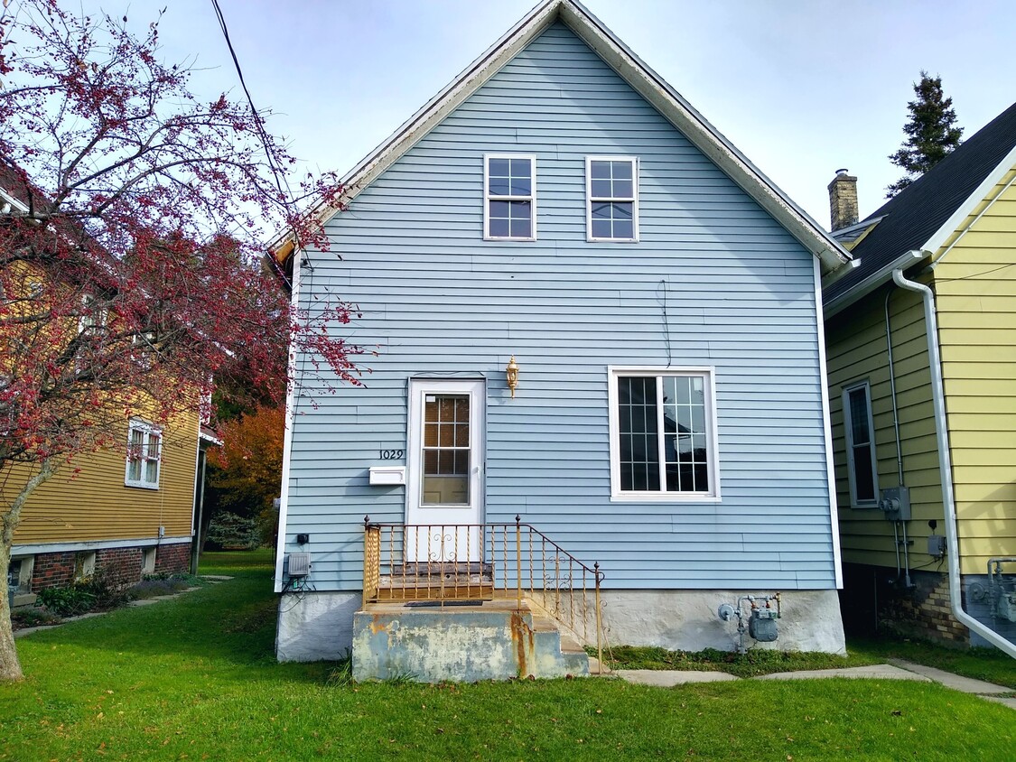 Foto principal - 1029 S 17th St