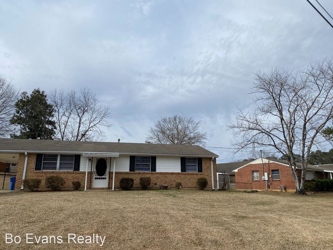 100 Camellia Dr, Prattville, AL 36067 House Rental in Prattville, AL