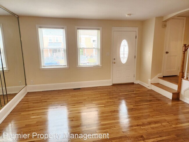 Building Photo - 3 br, 1.5 bath House - 1733 Wadsworth Way