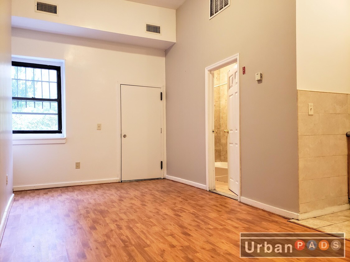 Foto principal - 926 Fulton St