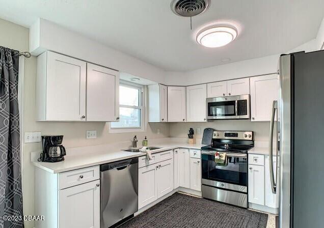 Building Photo - 3169 S Peninsula Dr