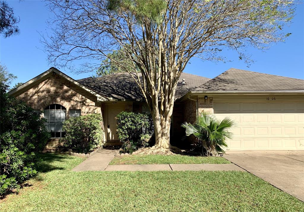 Primary Photo - 16606 Sussex Dr