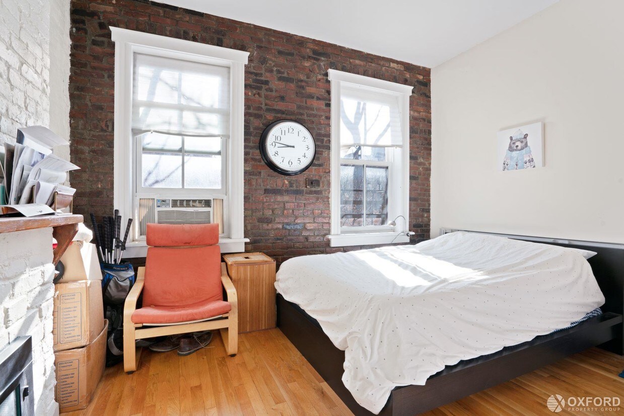 Primary Photo - 119 Bank Street