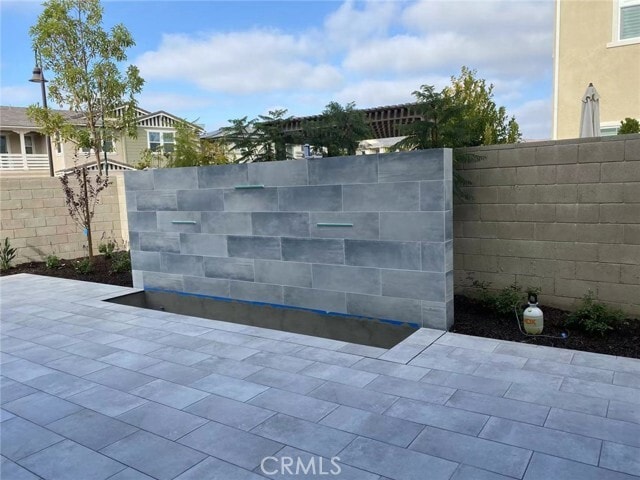 Building Photo - 130 Interstellar