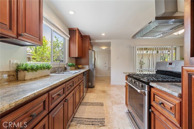 Building Photo - 28116 Golden Meadow Dr