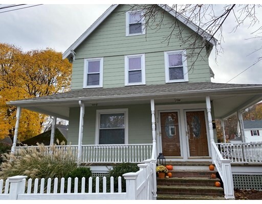 Primary Photo - 90 Russell St