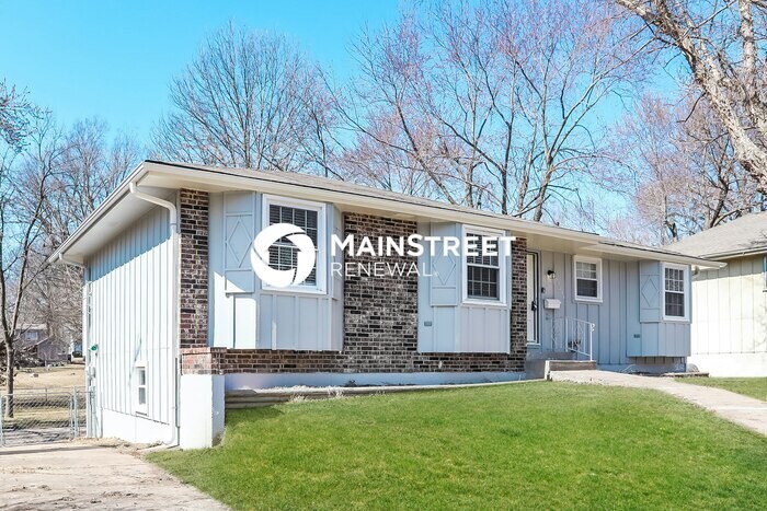 Foto principal - 3 Bedroom Pet-Friendly Home in Grandview, ...