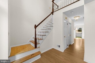 Building Photo - 53 Perilli Dr